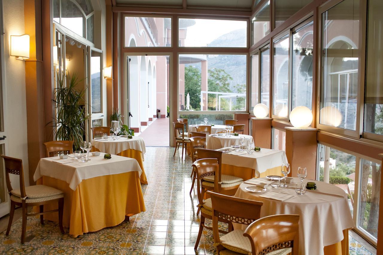 Grand Miramare Hotell