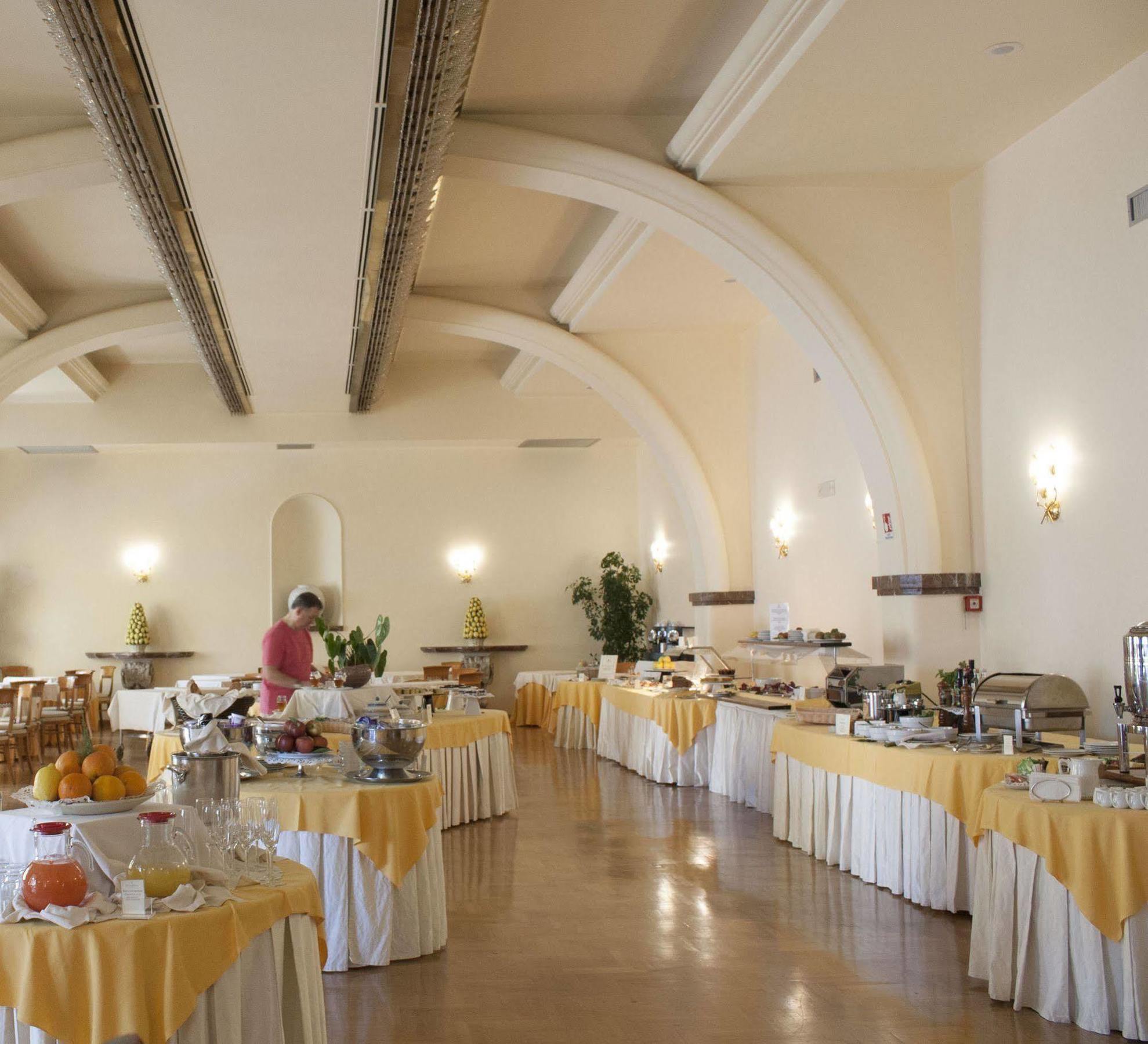 Hotell Grand Miramare